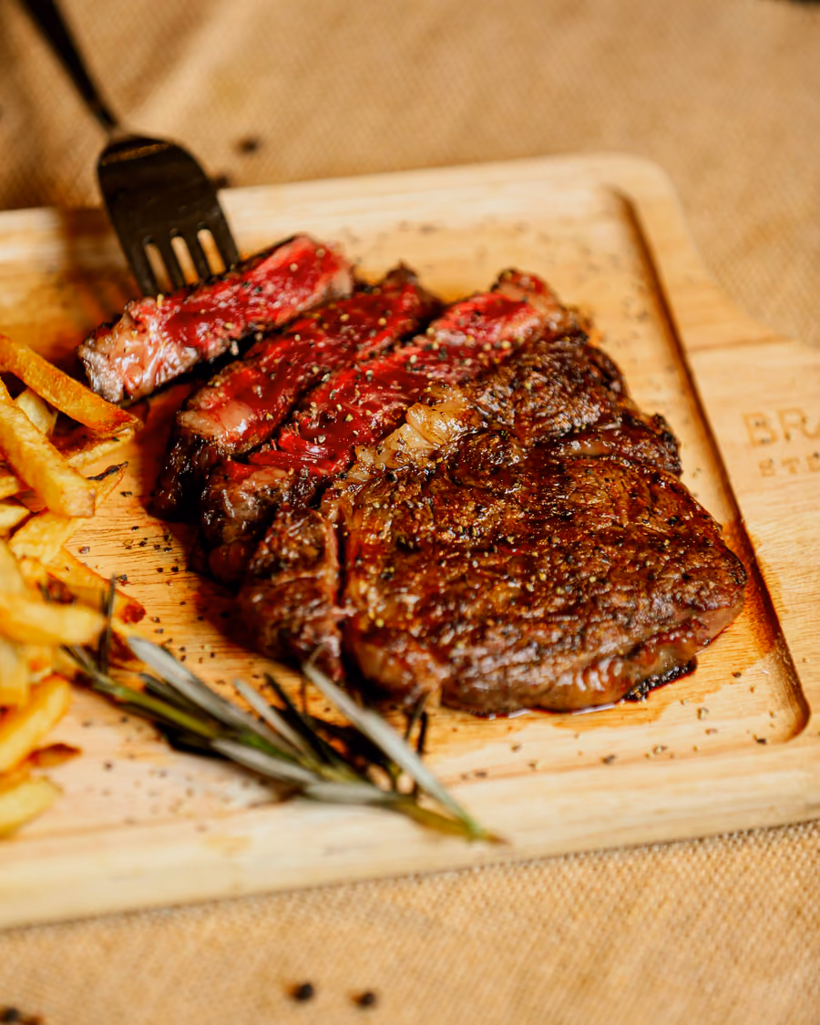 Entrecôte mit Pommes